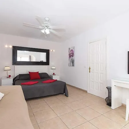 Sleeps 8 Wifi